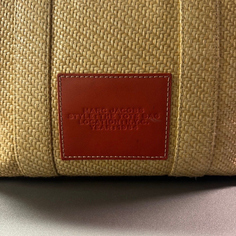 Marc Jacobs The Tote Bag Floral Embroidered Raffia Straw Small Tote Tan Red - Picture 6 of 10